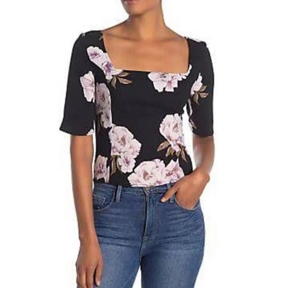 BP Free Press Cropped Floral Top
